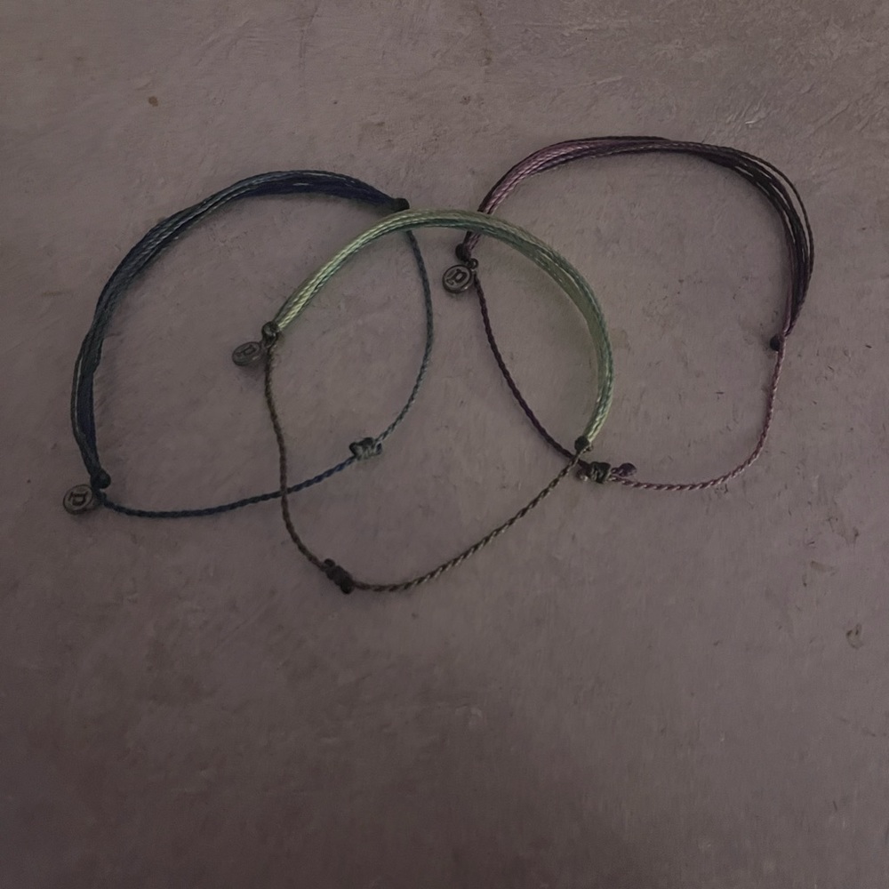 3 pura vida bracelets